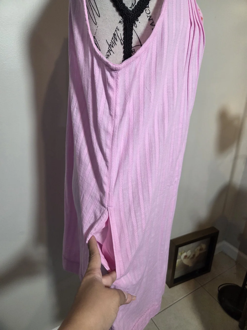 Tommy Bahama Pink Sleeveless Embroidered Chemise